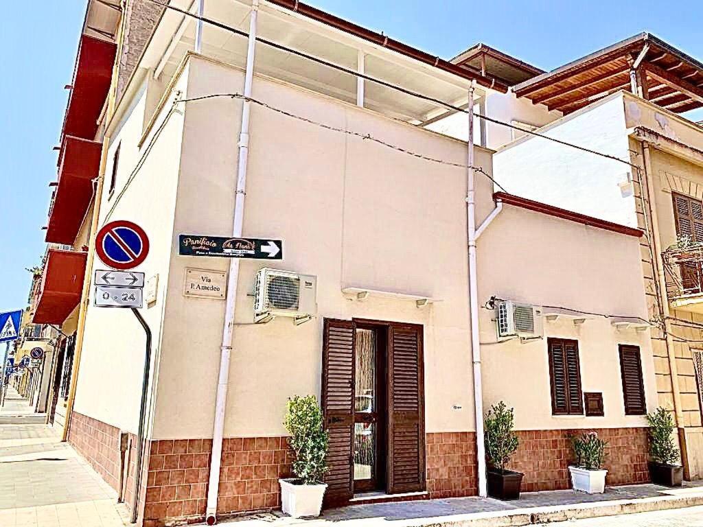 Serenity House Apartment Балестрате Екстериор снимка